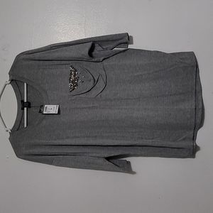 Women's Rue21 Medium Decorative Pocket Batwing Mid-length Sleeve Gray Shirt